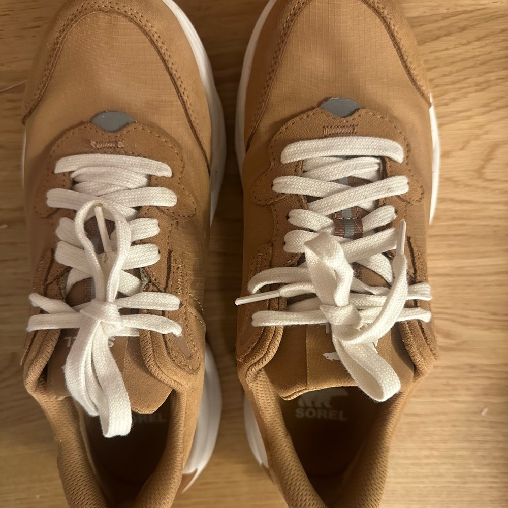 Sorel Tan and White Women's Athletic Sneakers - Picture 9 of 9